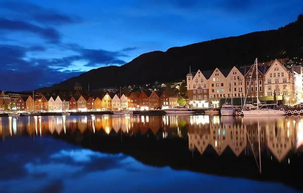 Beautiful Condo Near Bryggen Balcony Fireplace Bergen 0*,